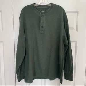 XL Roundtree and Yorke medium/heavy Henley long sleeve shirt- Great condition